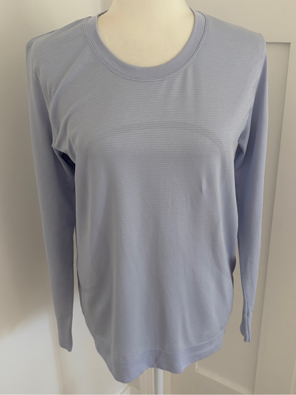 Lululemon Swiftly Tech Long Sleeve Shirt Sz 8 Light Blue Seamless Top*C8